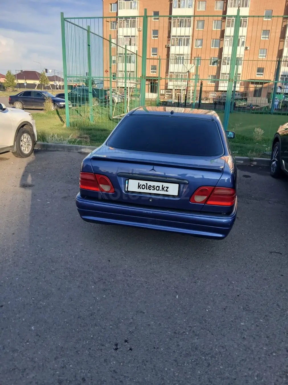 Mercedes-Benz E-Class, 1998