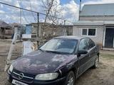 Opel Omega 1996 года за 500 000 тг. в Актобе – фото 2