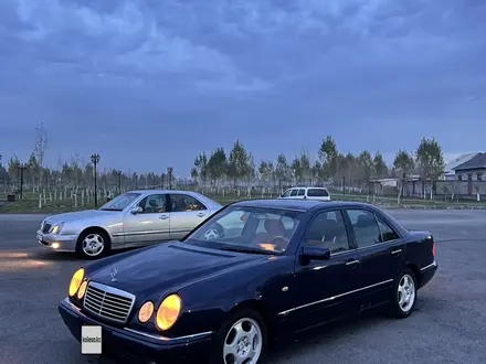 Mercedes-Benz E 280 1998 года за 3 850 000 тг. в Туркестан – фото 6