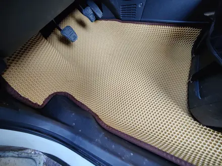 Авто коврики (полики) EVA/ЭВА/ЕВА на любое авто! за 20 000 тг. в Рудный – фото 17