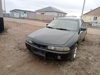 Mitsubishi Galant