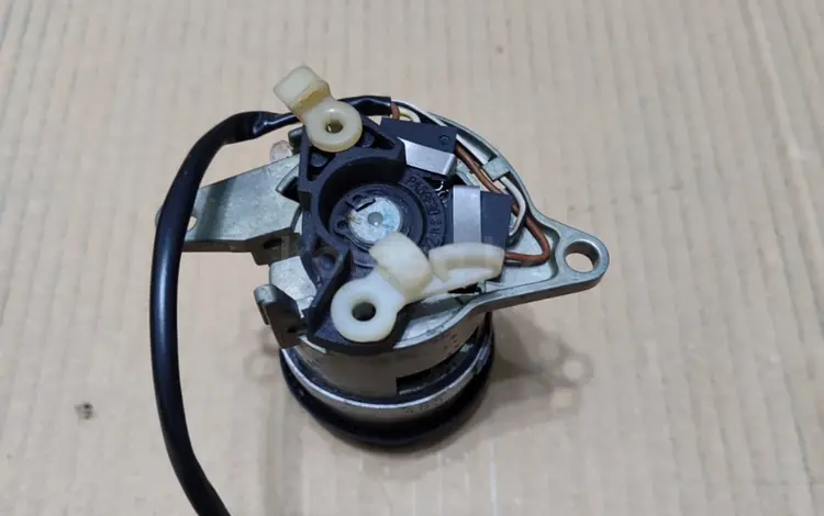 Замок багажника на Ауди Audi 100 A6 C4 за 7 000 тг. в Алматы