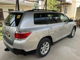 Toyota Highlander 2012 года за 12 000 000 тг. в Шымкент – фото 3