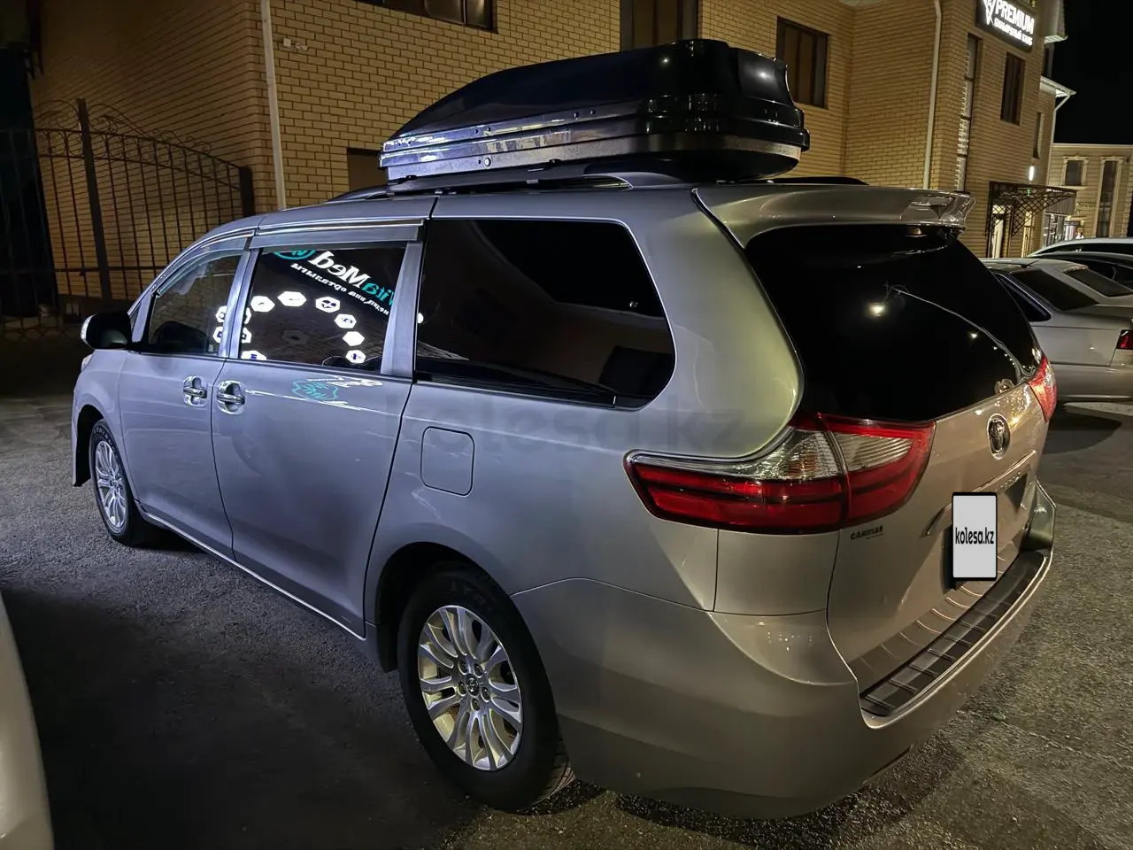 Toyota Sienna, 2015