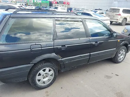 Volkswagen Passat 1992 года за 1 450 000 тг. в Астана – фото 4