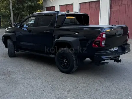 Toyota Hilux 2023 года за 30 000 000 тг. в Уральск – фото 2