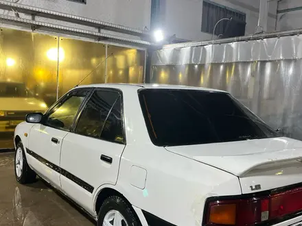 Mazda 323 1990 года за 1 200 000 тг. в Астана – фото 6