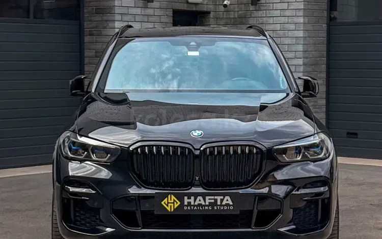 BMW X5 2022 года за 46 600 000 тг. в Астана