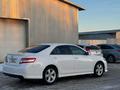 Toyota Camry 2010 года за 5 555 555 тг. в Уральск – фото 2