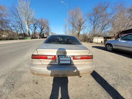 Toyota Camry 1997 года за 2 600 000 тг. в Сарканд – фото 3