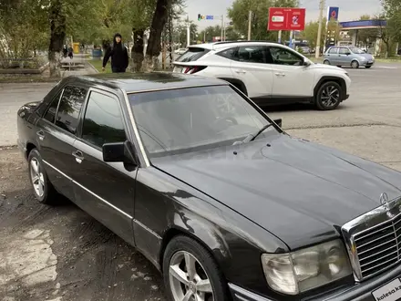 Mercedes-Benz E 230 1990 года за 1 850 000 тг. в Тараз – фото 3