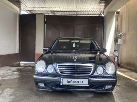 Mercedes-Benz E 320 2001 года за 4 000 000 тг. в Шымкент – фото 7