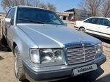 Mercedes-Benz E 230 1992 годаүшін2 200 000 тг. в Шу – фото 2