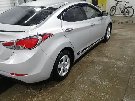 Hyundai Elantra 2015 года за 5 800 000 тг. в Кокшетау – фото 4