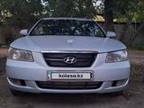 Hyundai Sonata 2005 года за 4 000 000 тг. в Семей – фото 4