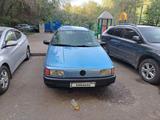 Volkswagen Passat 1990 годаүшін1 250 000 тг. в Астана