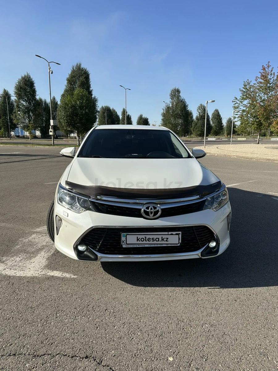 Toyota Camry 2017 г.