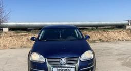 Volkswagen Jetta 2007 года за 3 200 000 тг. в Астана – фото 2