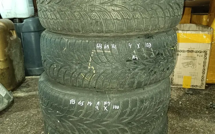 Комплект шин 175-65-14 за 40 000 тг. в Караганда