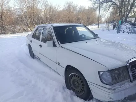 Mercedes-Benz E 200 1992 года за 500 000 тг. в Сарканд – фото 6