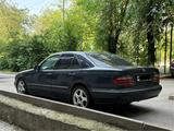 Mercedes-Benz E 280 2000 годаfor4 750 000 тг. в Алматы – фото 4