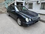 Mercedes-Benz E 280 2000 годаfor4 750 000 тг. в Алматы