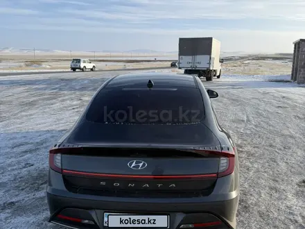 Hyundai Sonata 2019 года за 10 700 000 тг. в Жайрем – фото 6