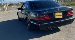 Mercedes-Benz E 320 2001 годаfor3 700 000 тг. в Алматы – фото 4