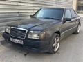 Mercedes-Benz E 220 1993 года за 500 000 тг. в Алматы – фото 2