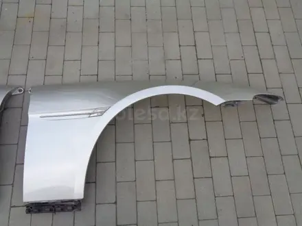 Крылья на BMW E63 E64 привозной из Японии за 100 000 тг. в Алматы
