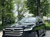 Toyota Land Cruiser 2022 года за 51 500 000 тг. в Алматы