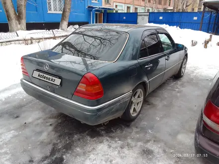 Mercedes-Benz C 220 1997 года за 2 800 000 тг. в Семей – фото 5