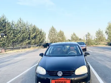 Volkswagen Golf 2007 годаүшін2 800 000 тг. в Алматы