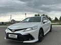 Toyota Camry 2021 года за 17 000 000 тг. в Тараз – фото 2