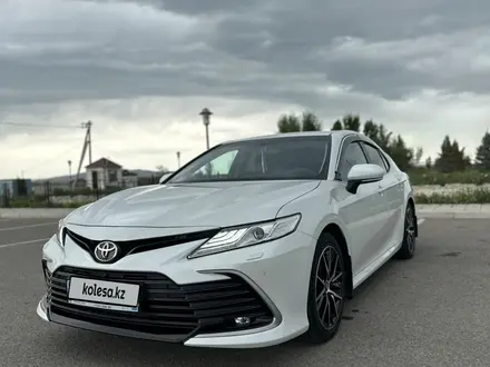 Toyota Camry 2021 года за 17 000 000 тг. в Тараз – фото 2