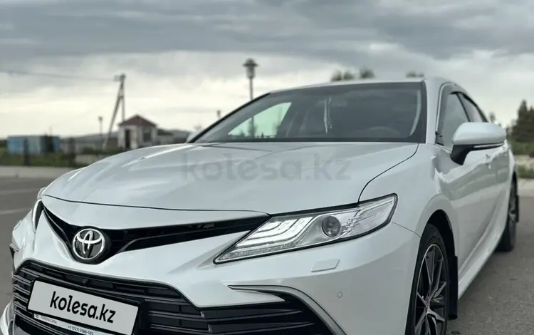 Toyota Camry 2021 года за 17 000 000 тг. в Тараз