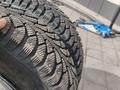 Диски с шинами зимние комплект за 80 000 тг. в Темиртау – фото 11