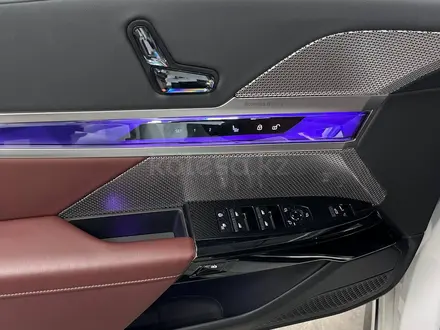 BMW 740 XDrive 3.0 2024 года за 69 000 000 тг. в Алматы – фото 16