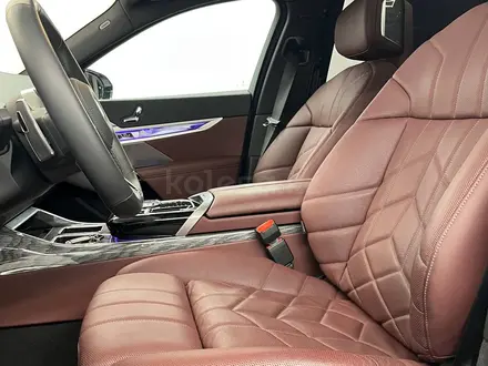 BMW 740 XDrive 3.0 2024 года за 69 000 000 тг. в Алматы – фото 7