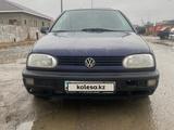 Volkswagen Golf 1994 года за 1 100 000 тг. в Атырау – фото 2