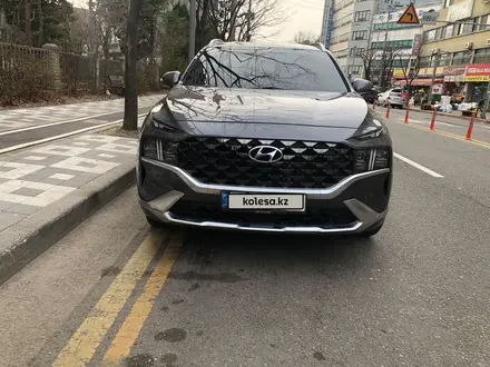 Hyundai Santa Fe 2021 года за 17 000 000 тг. в Астана – фото 15