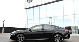 Toyota Camry Luxe 2026 года за 21 690 000 тг. в Шымкент – фото 3