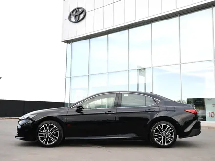 Toyota Camry Luxe 2026 года за 23 190 000 тг. в Шымкент – фото 3