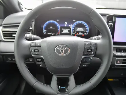 Toyota Camry Luxe 2026 года за 23 190 000 тг. в Шымкент – фото 13