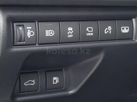 Toyota Camry Luxe 2026 года за 23 190 000 тг. в Шымкент – фото 24