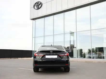 Toyota Camry Luxe 2026 года за 23 190 000 тг. в Шымкент – фото 4