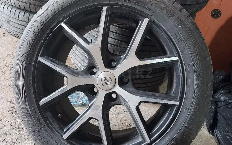 В хорошем состоянии за 220 000 тг. в Усть-Каменогорск