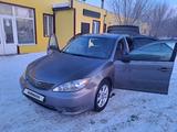 Toyota Camry 2006 года за 4 700 000 тг. в Актобе – фото 5