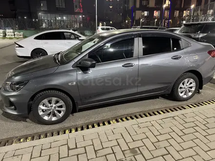 Chevrolet Onix 2024 года за 8 000 000 тг. в Алматы – фото 4