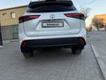 Toyota Highlander 2023 года за 22 500 000 тг. в Семей – фото 4